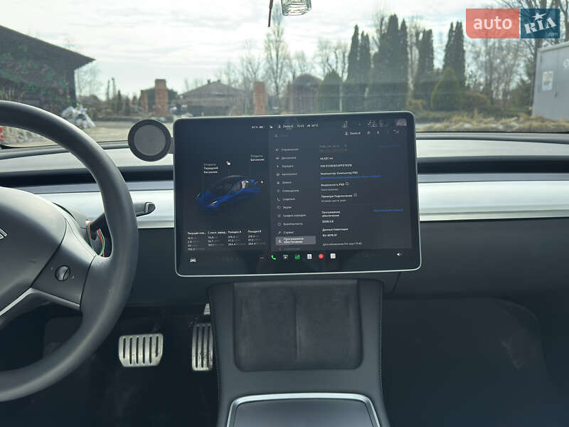 Седан Tesla Model 3 2023 в Дніпрі
