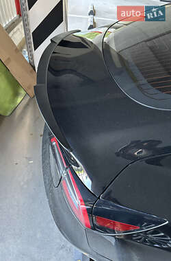 Седан Tesla Model 3 2019 в Києві