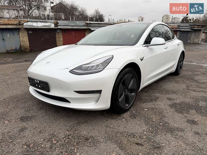 Седан Tesla Model 3 2018 в Киеве фото 25 Седан Tesla Model 3 2018 в Киеве