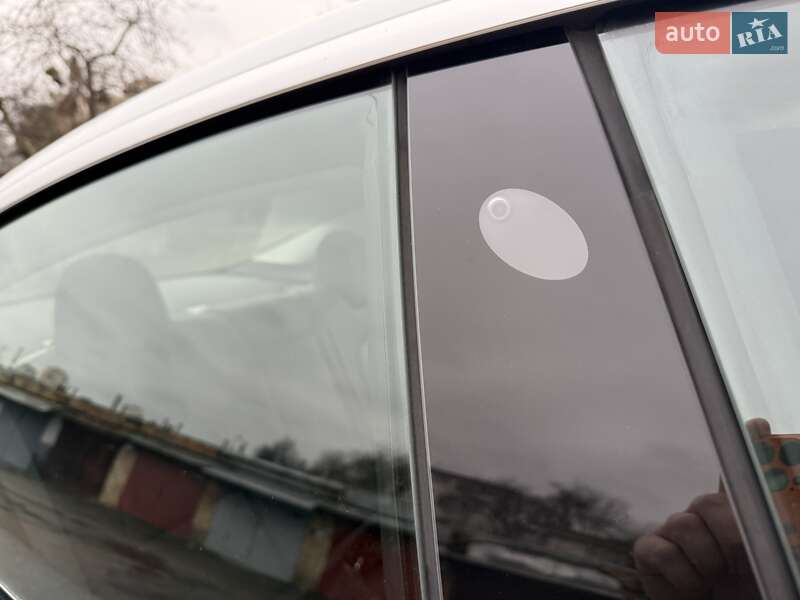 Седан Tesla Model 3 2018 в Киеве фото 39 Седан Tesla Model 3 2018 в Киеве