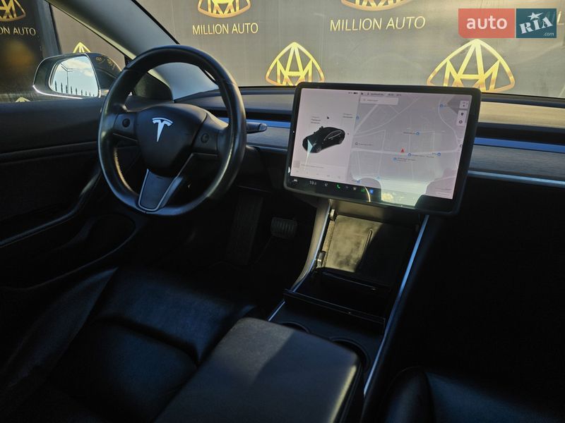 Седан Tesla Model 3 2019 в Києві