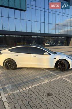 Седан Tesla Model 3 2018 в Суховоле