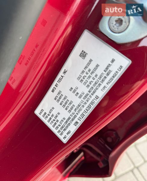 Седан Tesla Model 3 2025 в Києві