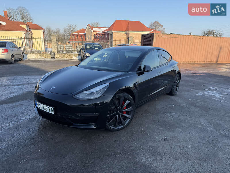 Седан Tesla Model 3 2019 в Збаражі