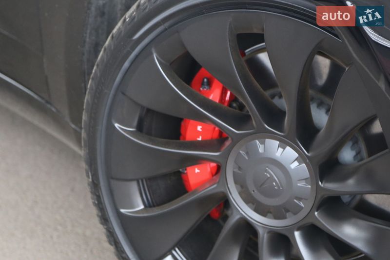 Седан Tesla Model 3 2022 в Києві