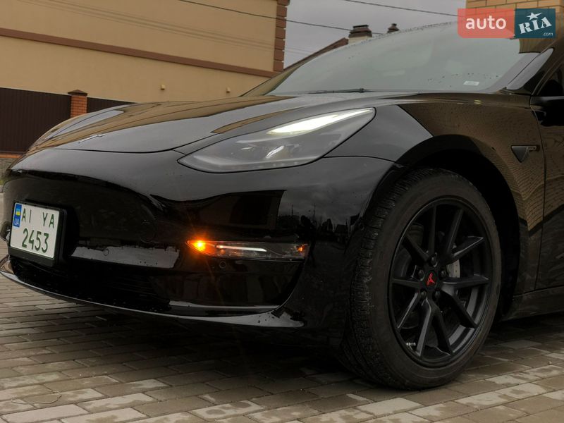 Седан Tesla Model 3 2022 в Белой Церкви