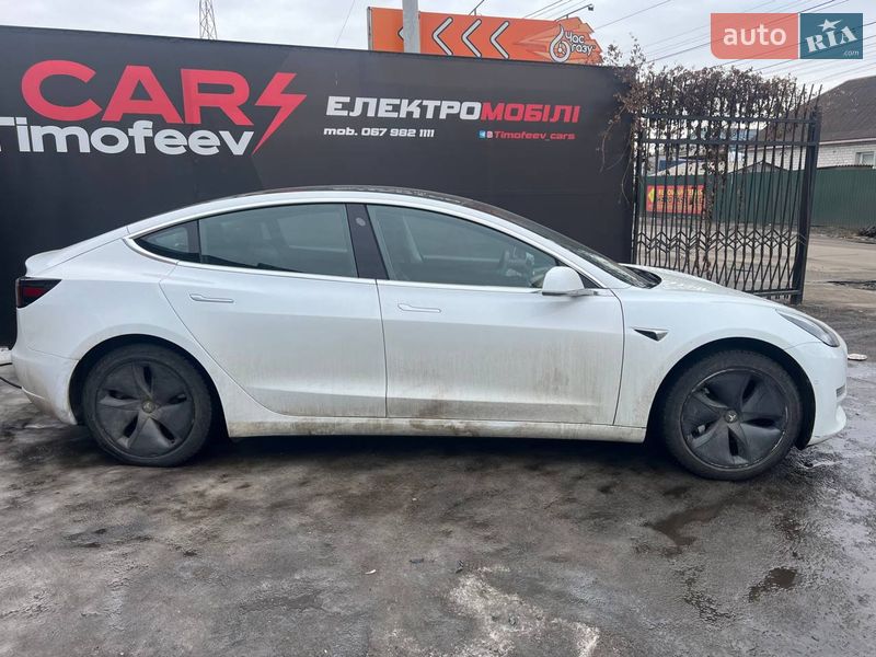 Седан Tesla Model 3 2020 в Києві фото 4 Седан Tesla Model 3 2020 в Києві