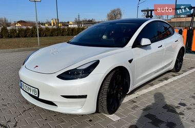 Седан Tesla Model 3 2021 в Виннице