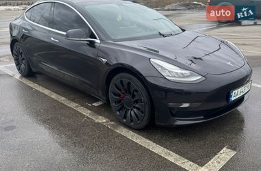 Седан Tesla Model 3 2018 в Киеве