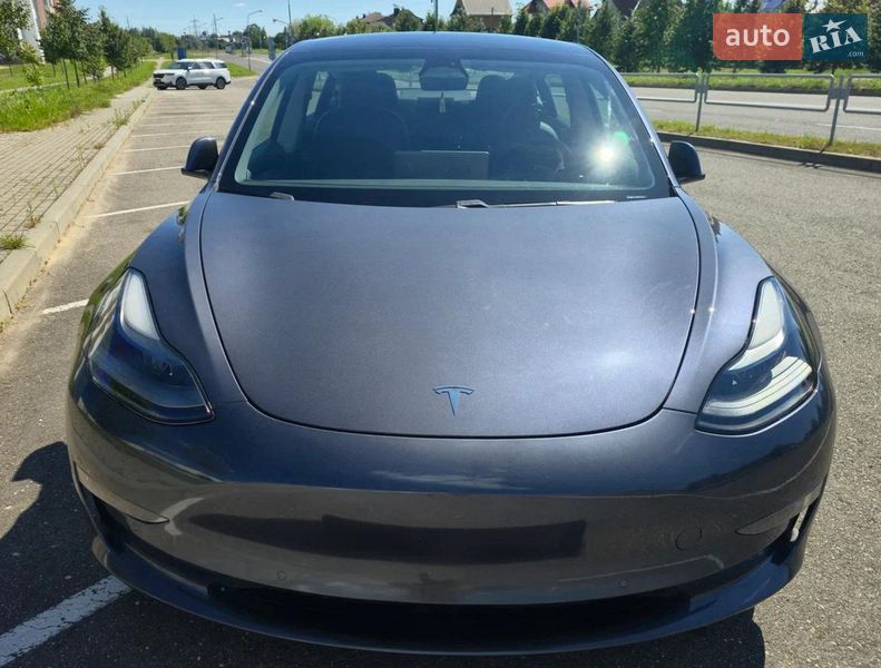 Седан Tesla Model 3 2021 в Одесі