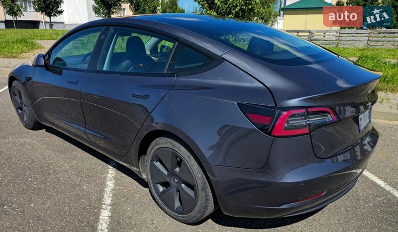 Седан Tesla Model 3 2021 в Одесі
