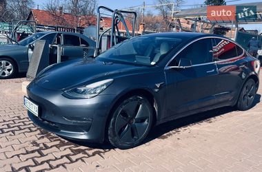 Седан Tesla Model 3 2018 в Днепре