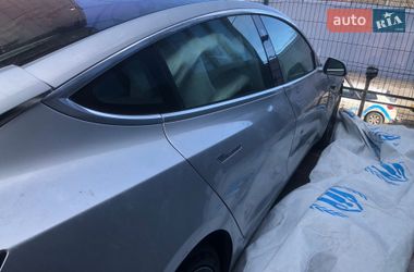 Седан Tesla Model 3 2018 в Хмельницком