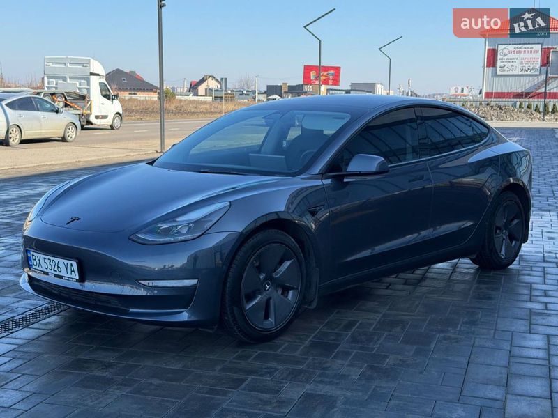 Седан Tesla Model 3 2022 в Луцьку фото 3 Седан Tesla Model 3 2022 в Луцьку