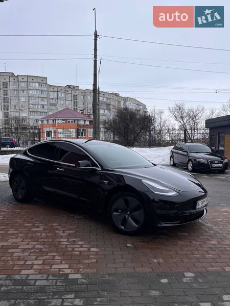 Tesla Model 3 2019