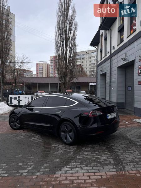 Седан Tesla Model 3 2019 в Белой Церкви