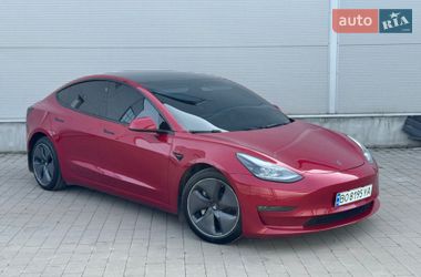 Седан Tesla Model 3 2021 в Ивано-Франковске