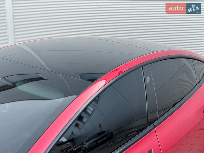 Седан Tesla Model 3 2021 в Ивано-Франковске