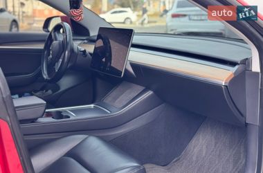 Седан Tesla Model 3 2021 в Ивано-Франковске