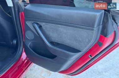 Седан Tesla Model 3 2021 в Ивано-Франковске