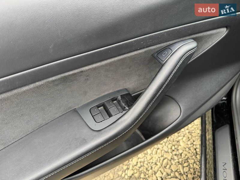 Седан Tesla Model 3 2021 в Луцьку