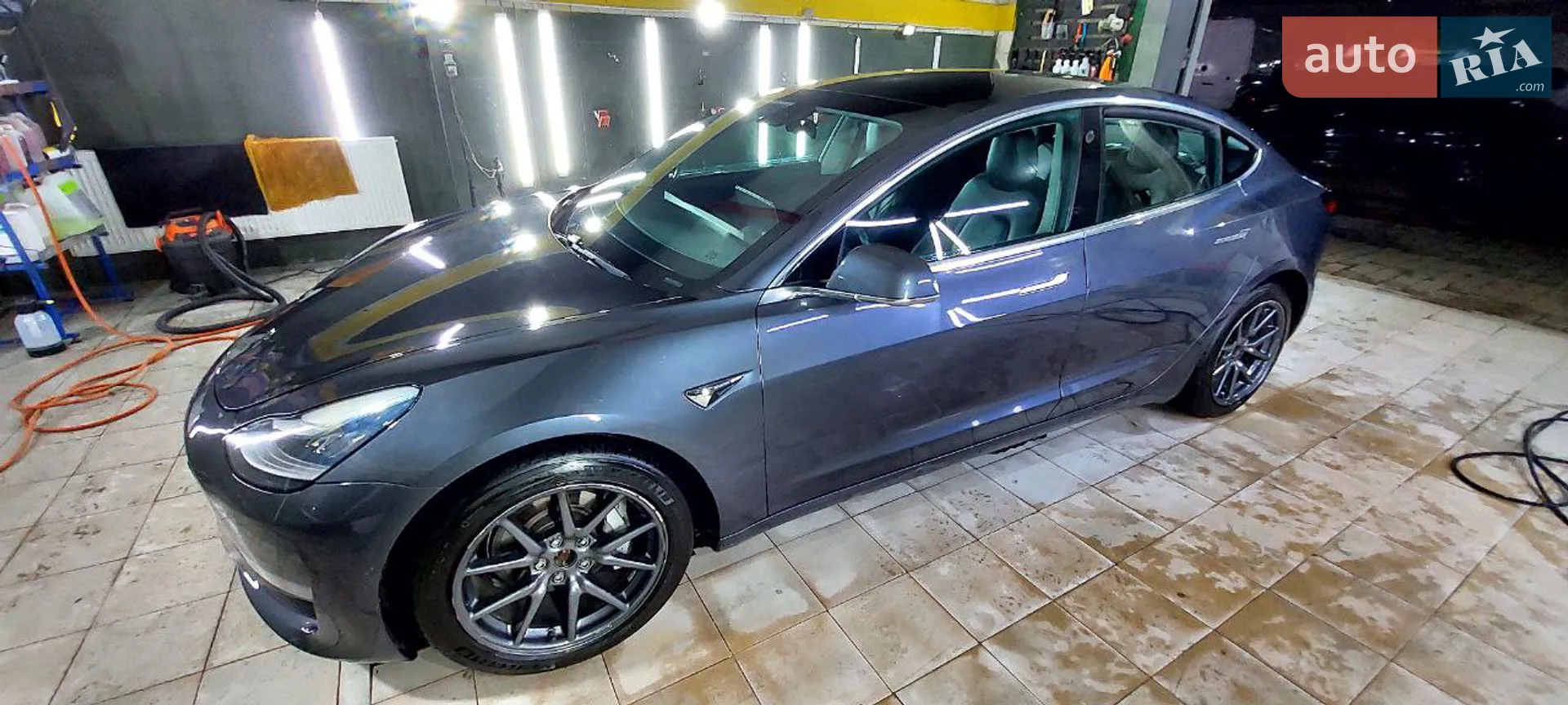 2018 Tesla Model 3 - мініатюра 9