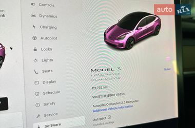 Седан Tesla Model 3 2018 в Львові