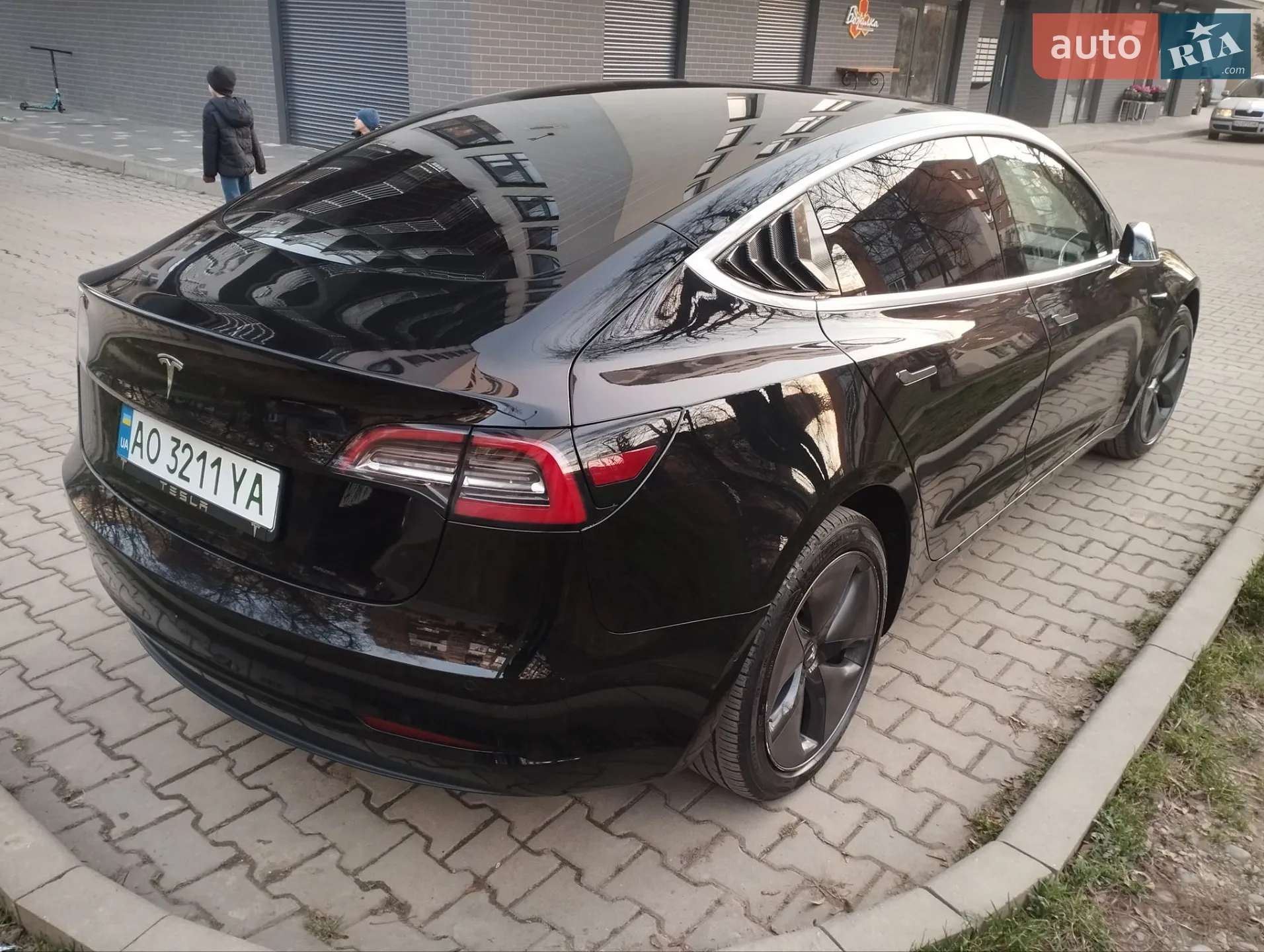 2019 Tesla Model 3 - мініатюра 6