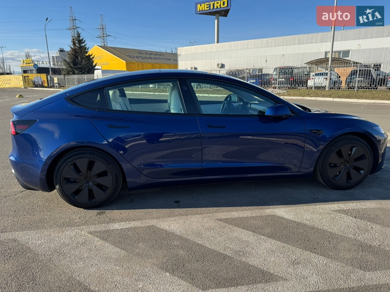 Седан Tesla Model 3 2024 в Киеве фото 16 Седан Tesla Model 3 2024 в Киеве
