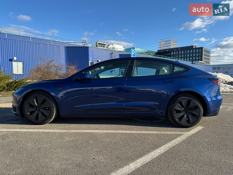 Седан Tesla Model 3 2024 в Киеве фото 18 Седан Tesla Model 3 2024 в Киеве