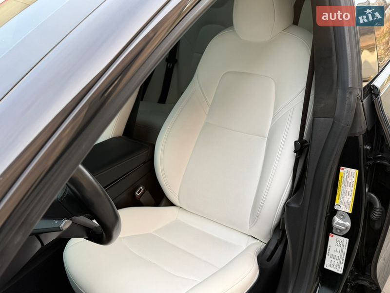 Седан Tesla Model 3 2018 в Калуші фото 18 Седан Tesla Model 3 2018 в Калуші