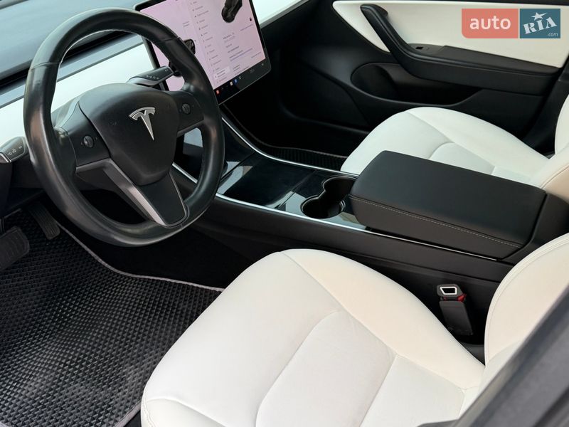 Седан Tesla Model 3 2018 в Калуші фото 20 Седан Tesla Model 3 2018 в Калуші
