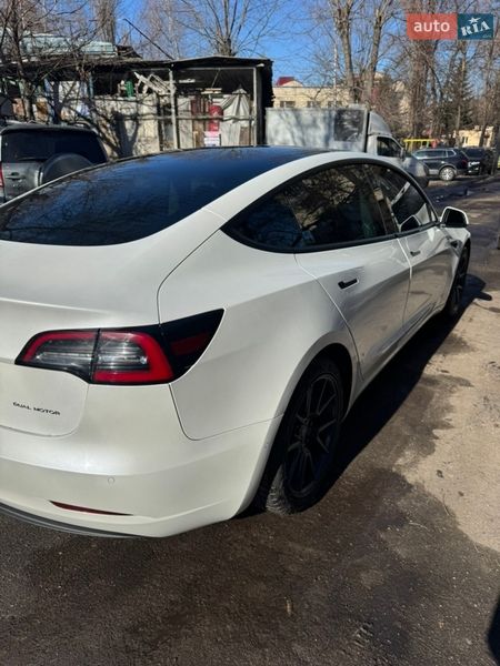 Седан Tesla Model 3 2021 в Киеве фото 4 Седан Tesla Model 3 2021 в Киеве
