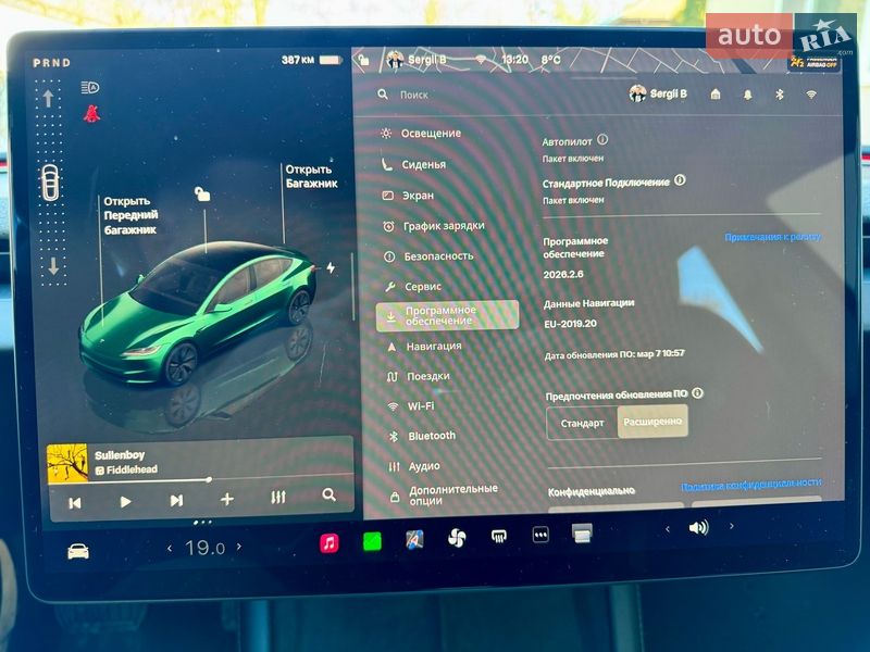 Седан Tesla Model 3 2024 в Чернігові