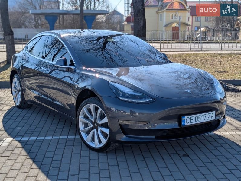 Седан Tesla Model 3 2019 в Коломые