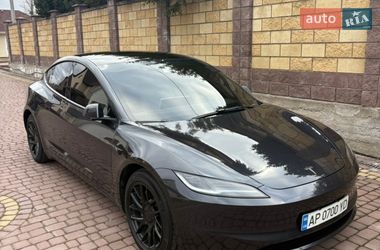 Седан Tesla Model 3 2024 в Запорожье