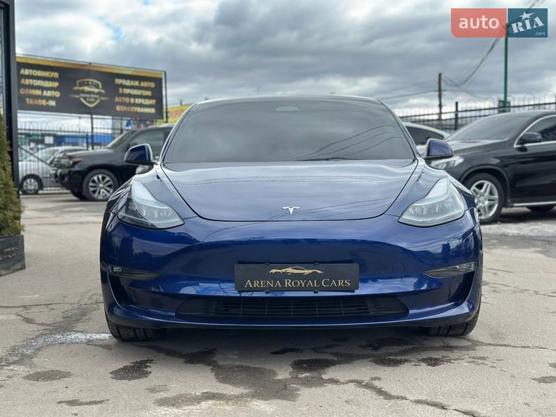 Седан Tesla Model 3 2022 в Харкові