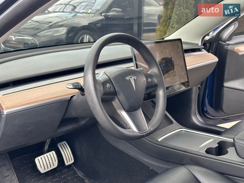 Седан Tesla Model 3 2022 в Харкові