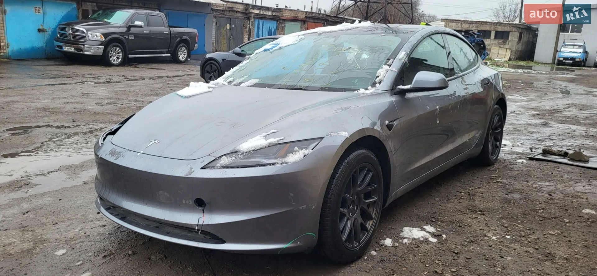 2025 Tesla Model 3 - мініатюра 2
