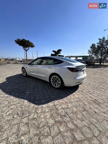 Седан Tesla Model 3 2020 в Львове фото 34 Седан Tesla Model 3 2020 в Львове