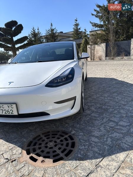 Седан Tesla Model 3 2020 в Львове фото 65 Седан Tesla Model 3 2020 в Львове