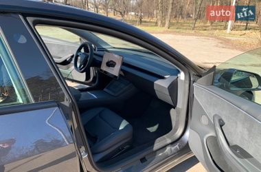Седан Tesla Model 3 2024 в Києві