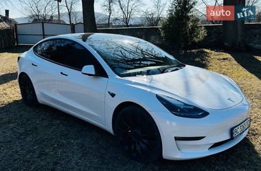 Седан Tesla Model 3 2022 в Львове Седан Tesla Model 3 2022 в Львове