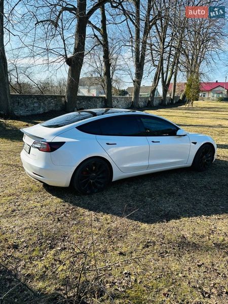 Седан Tesla Model 3 2022 в Львове фото 14 Седан Tesla Model 3 2022 в Львове