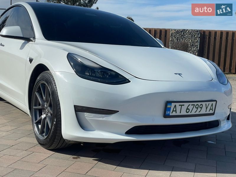 Седан Tesla Model 3 2022 в Івано-Франківську фото 2 Седан Tesla Model 3 2022 в Івано-Франківську