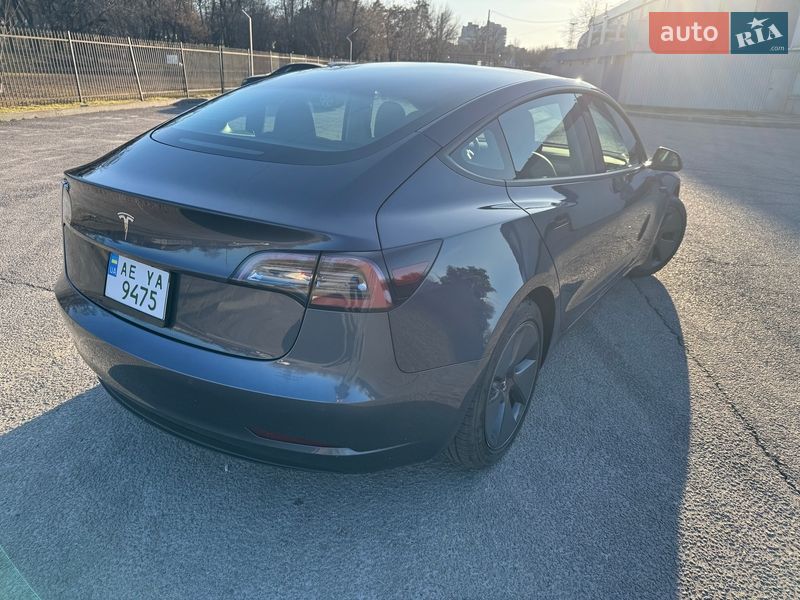 Седан Tesla Model 3 2021 в Днепре