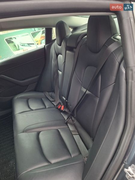 Седан Tesla Model 3 2021 в Харькове