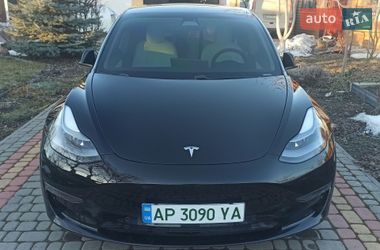 Седан Tesla Model 3 2021 в Виннице
