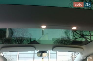 Седан Tesla Model 3 2021 в Виннице
