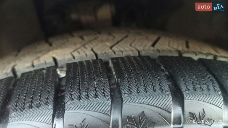 Седан Tesla Model 3 2021 в Виннице